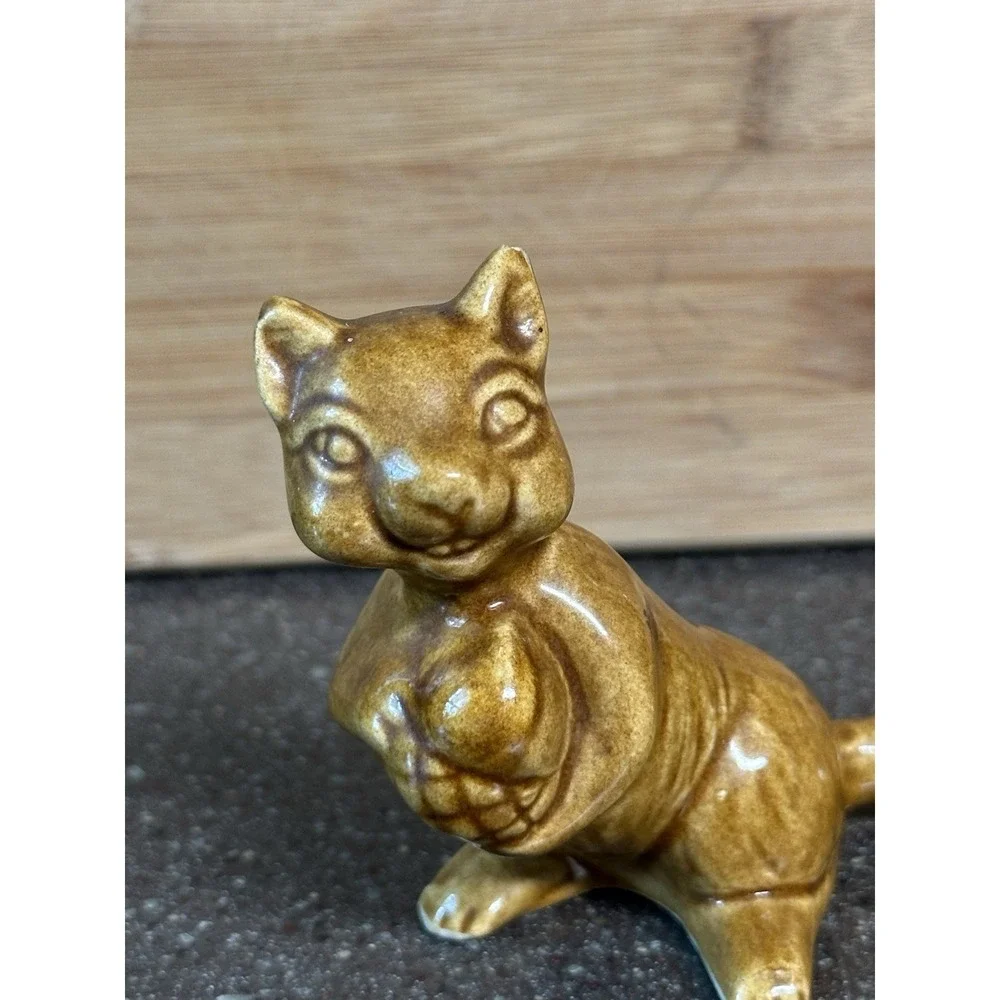 VTG‎ Woodland Squirrel Figurine Brown Glaze Cottagecore Forest Spirit Fairycore